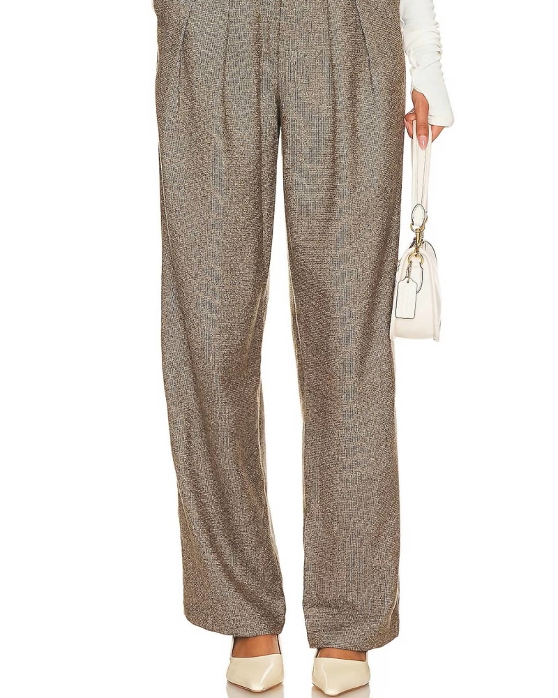 Front of a model wearing a size L Wick Double Pleat Trouser In Brown Tweed in Brown Tweed by Sophie Rue. | dia_product_style_image_id:356260